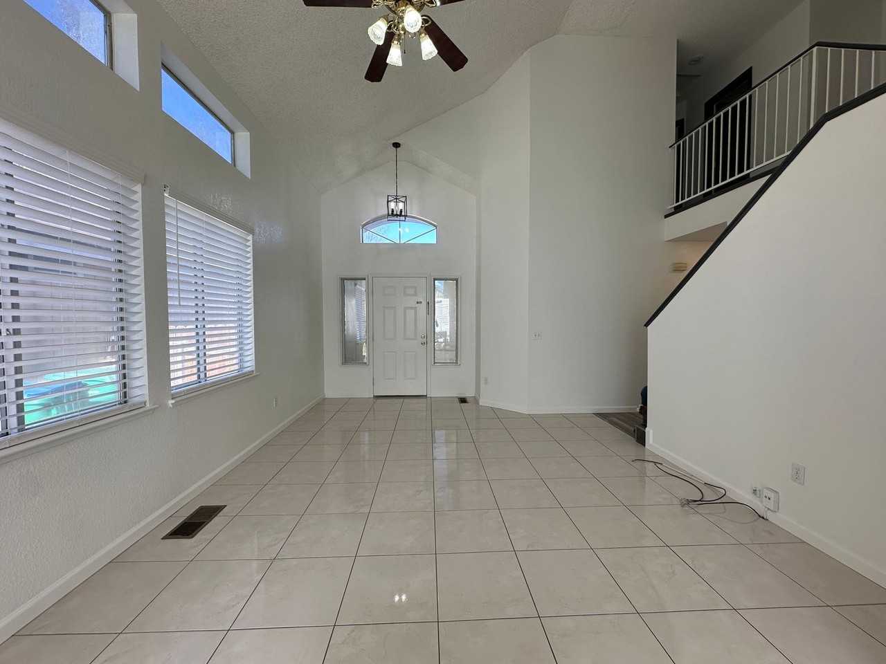 4541 Creekside Cir - Photo 3 of 21