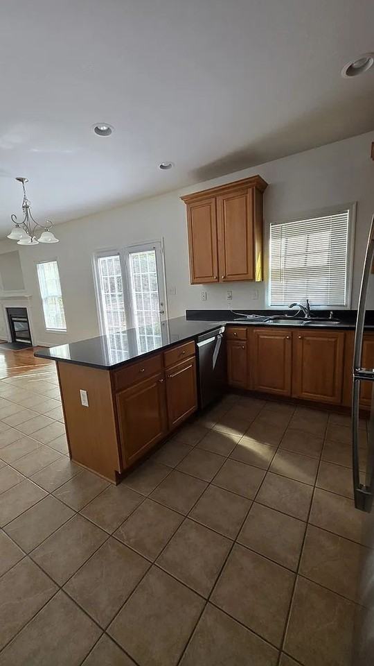 5591 Scotsview Dr - Photo 2 of 22