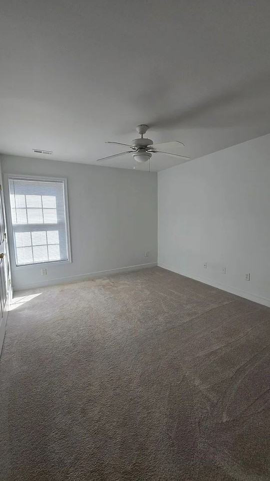 5591 Scotsview Dr - Photo 7 of 20