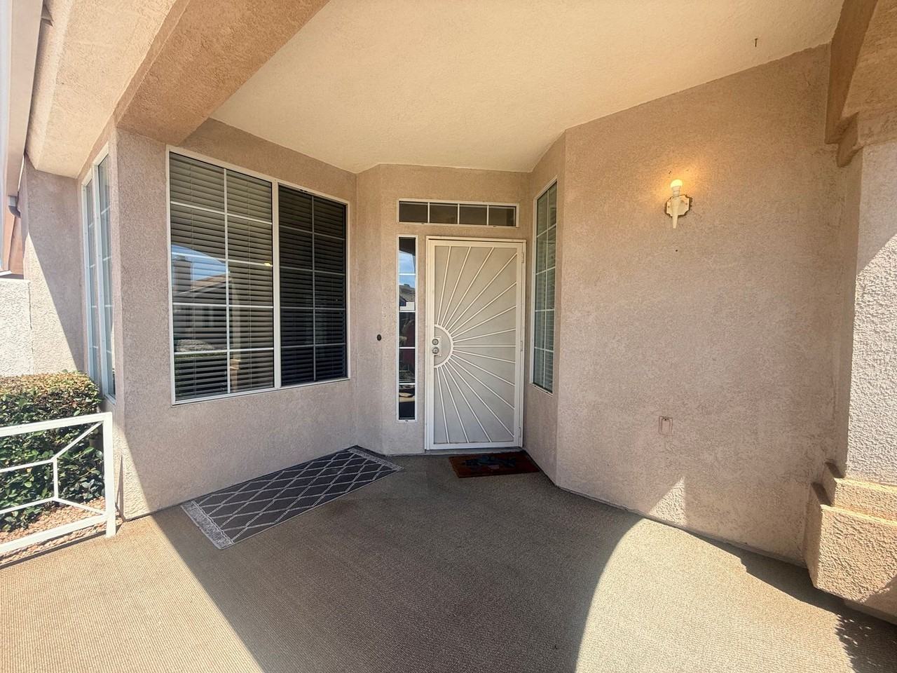26805 China Dr - Photo 4 of 29