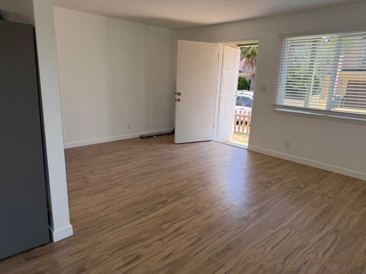 16179 Firmona Ave - Photo 5 of 10