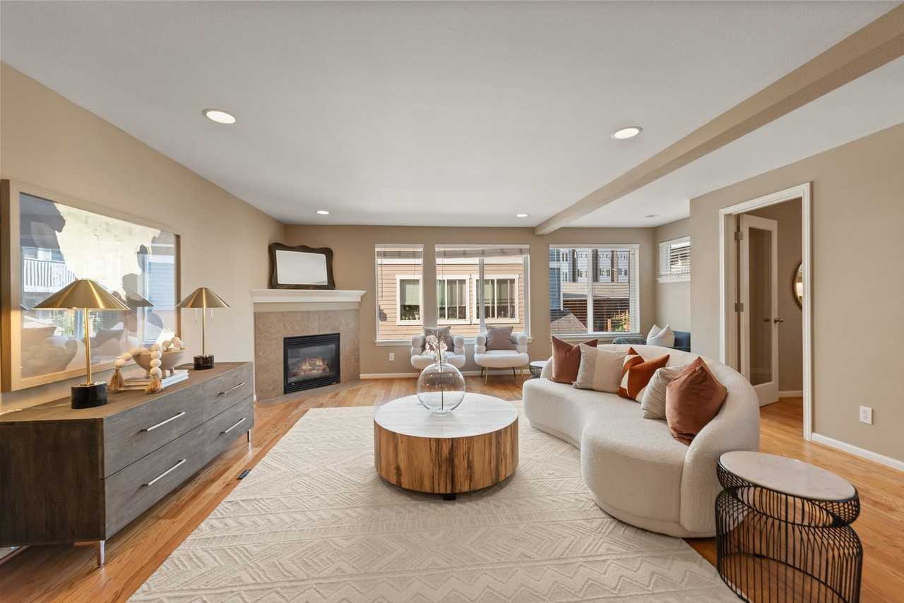 10134 Holman Rd Nw #B - Photo 4 of 27