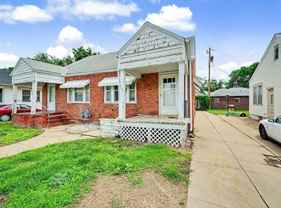 223 Baker St - Photo 1 of 1