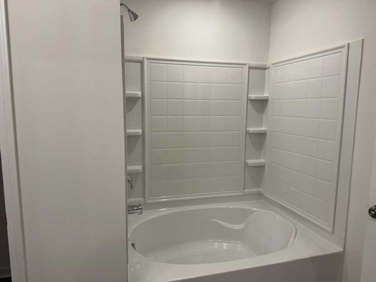 2174 Clifton Rd - Photo 7 of 33