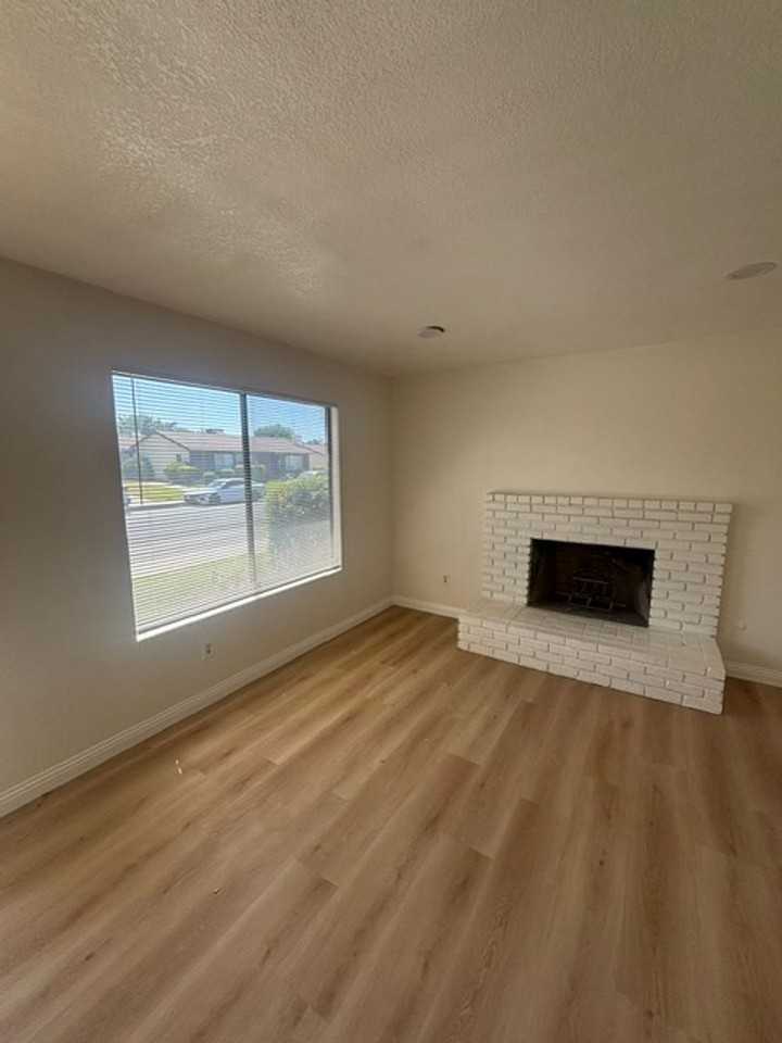 2824 N Half Moon Dr - Photo 6 of 16