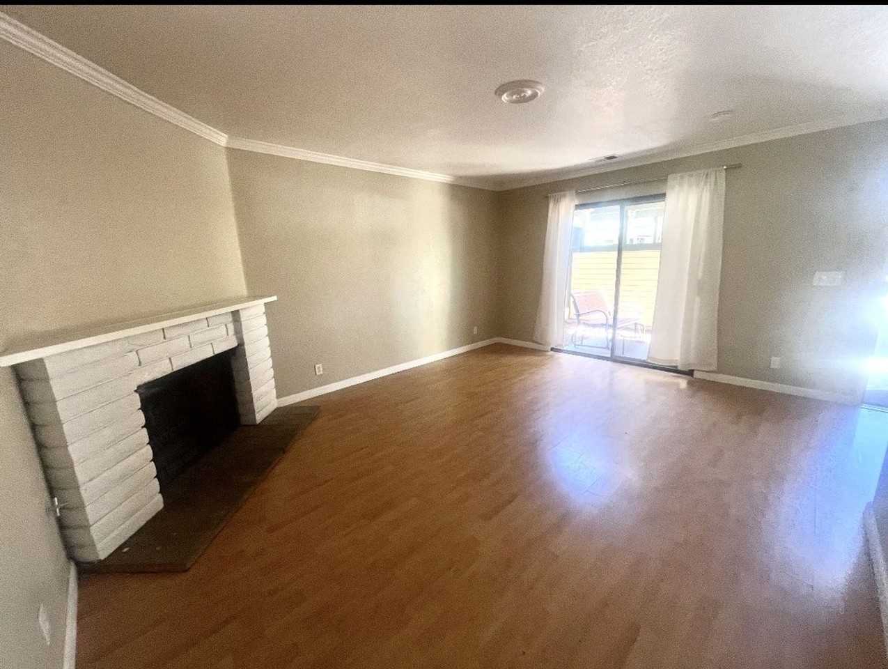 3335 Broad St #12 - Photo 4 of 10