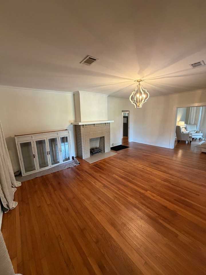 300 Murphree St - Photo 5 of 19