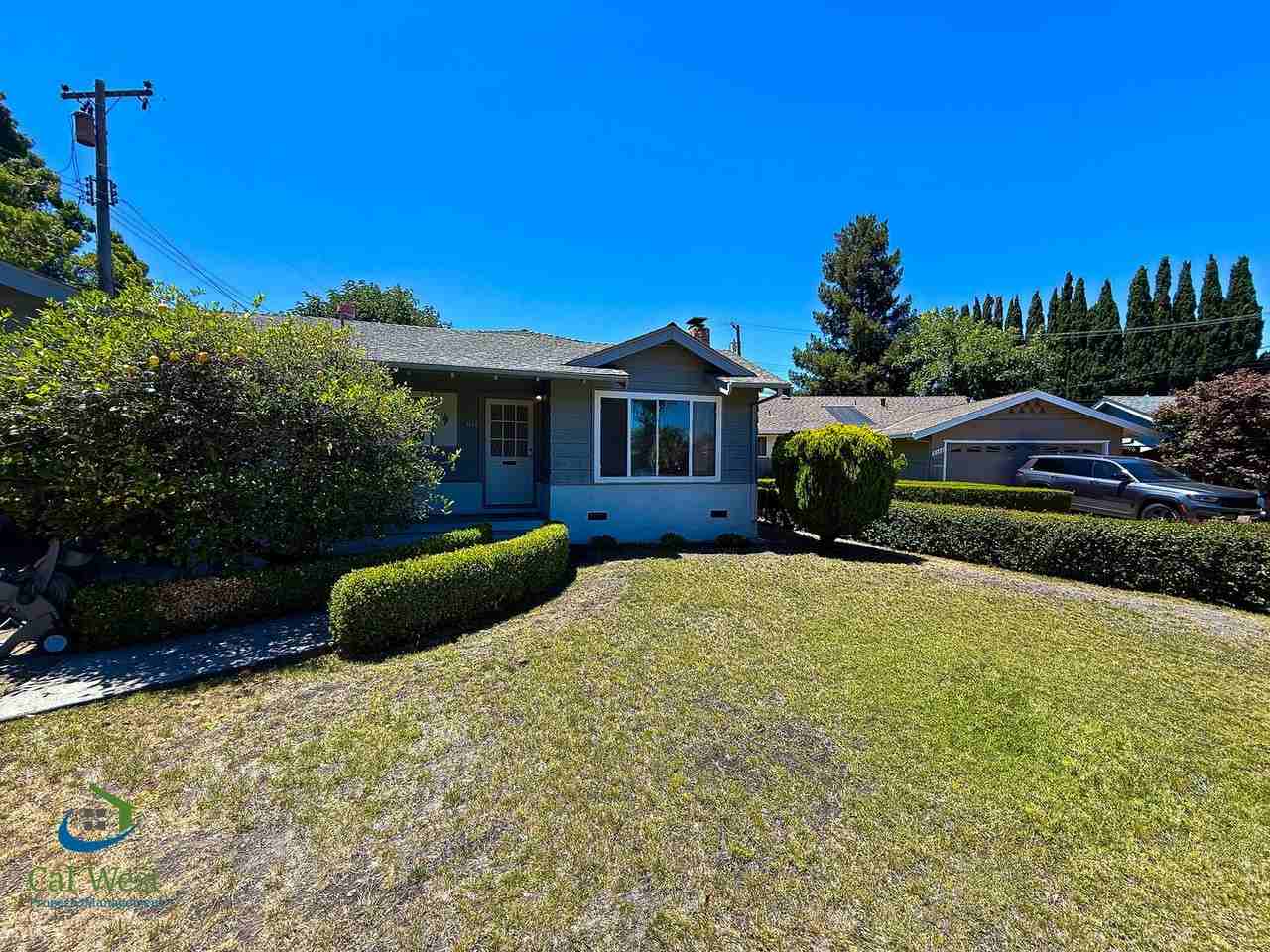 3174 Colfax Ct - Photo 3 of 34