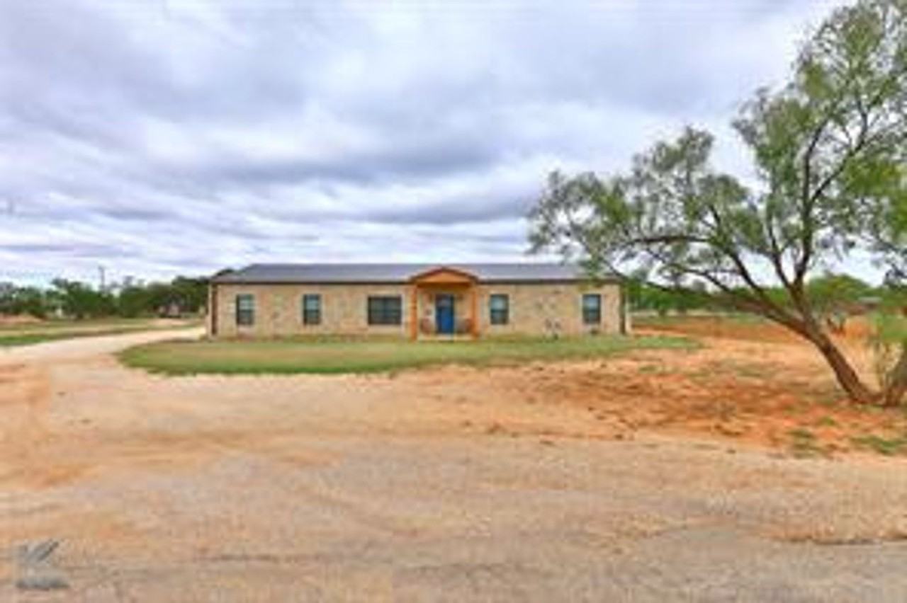 1468 Bettis - Photo 2 of 37