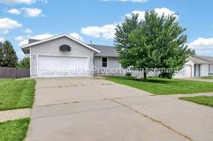 6926 Sw 17th St - Photo 1 of 1