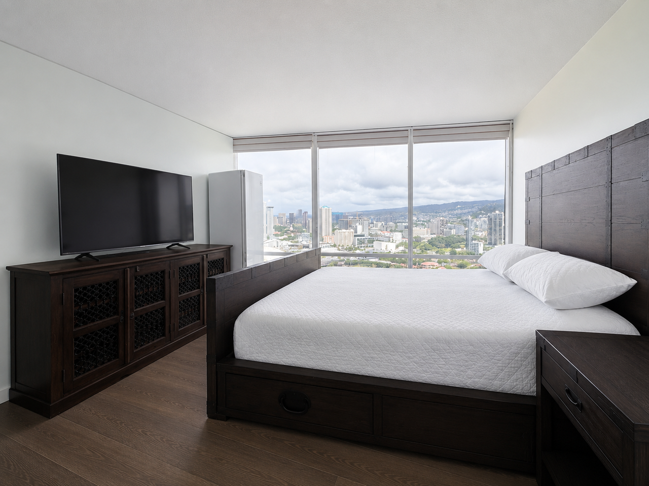 1288 Kapiolani Blvd #3608 - Photo 4 of 10