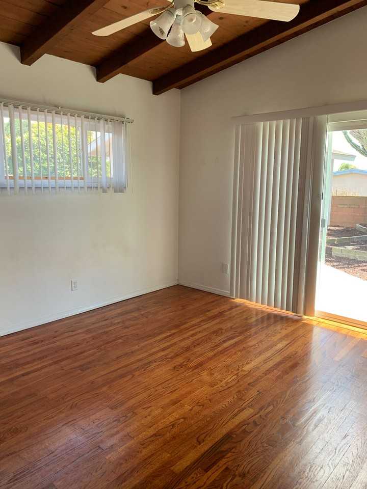 8571 Onalaska Ave - Photo 5 of 7