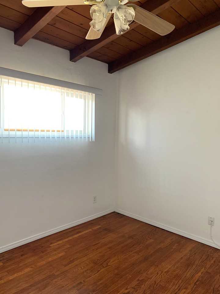 8571 Onalaska Ave - Photo 6 of 7