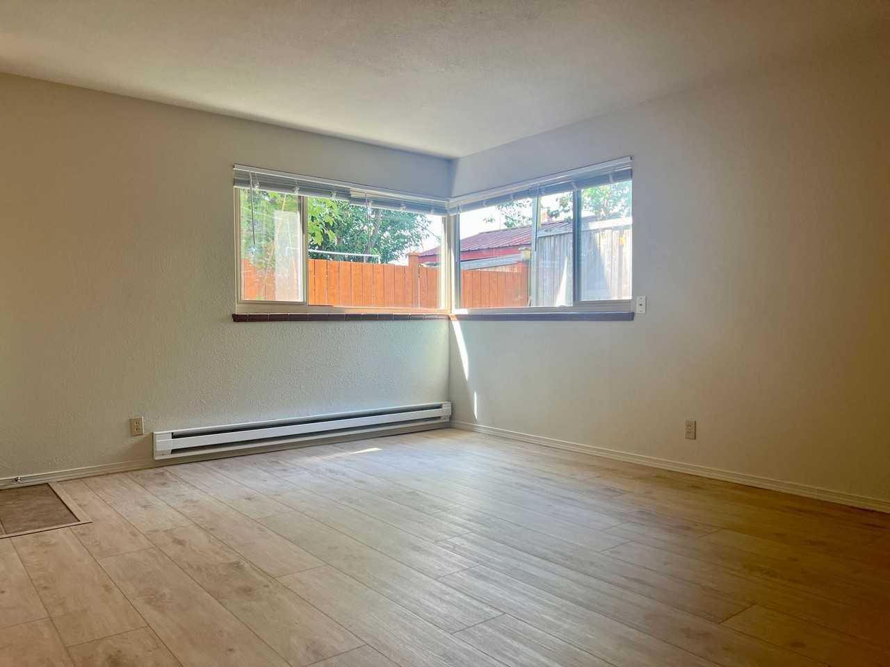 6525 24th Ave Nw #3 - Photo 2 of 11