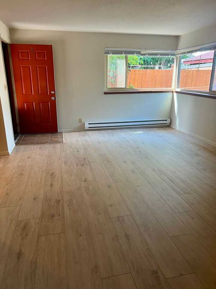 6525 24th Ave Nw #3 - Photo 7 of 11