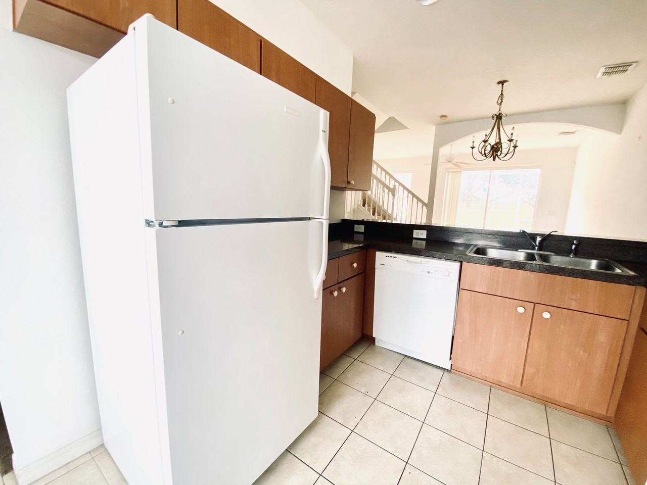 1194 S Beach Cir - Photo 3 of 22