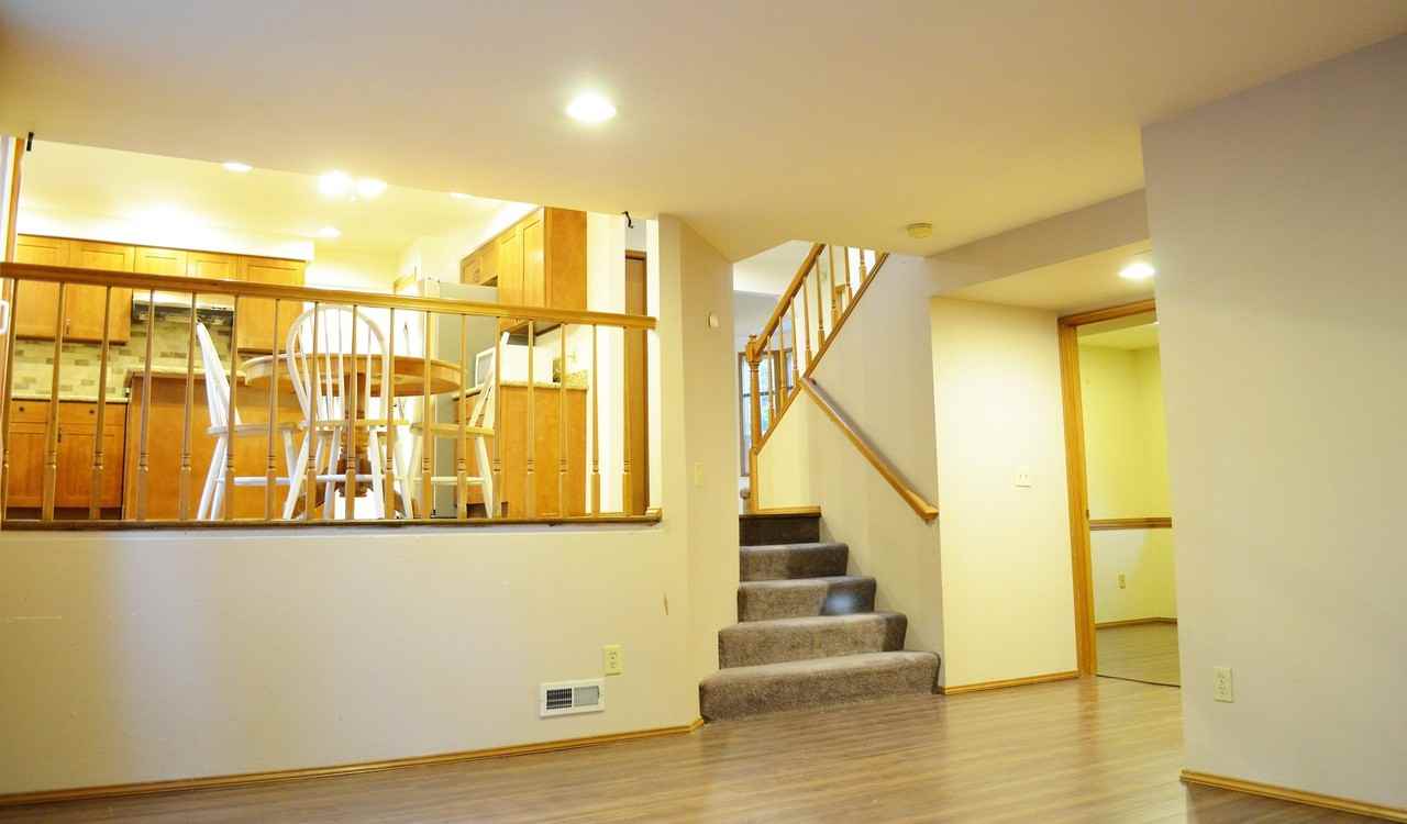2816 235th Pl Ne - Photo 3 of 14