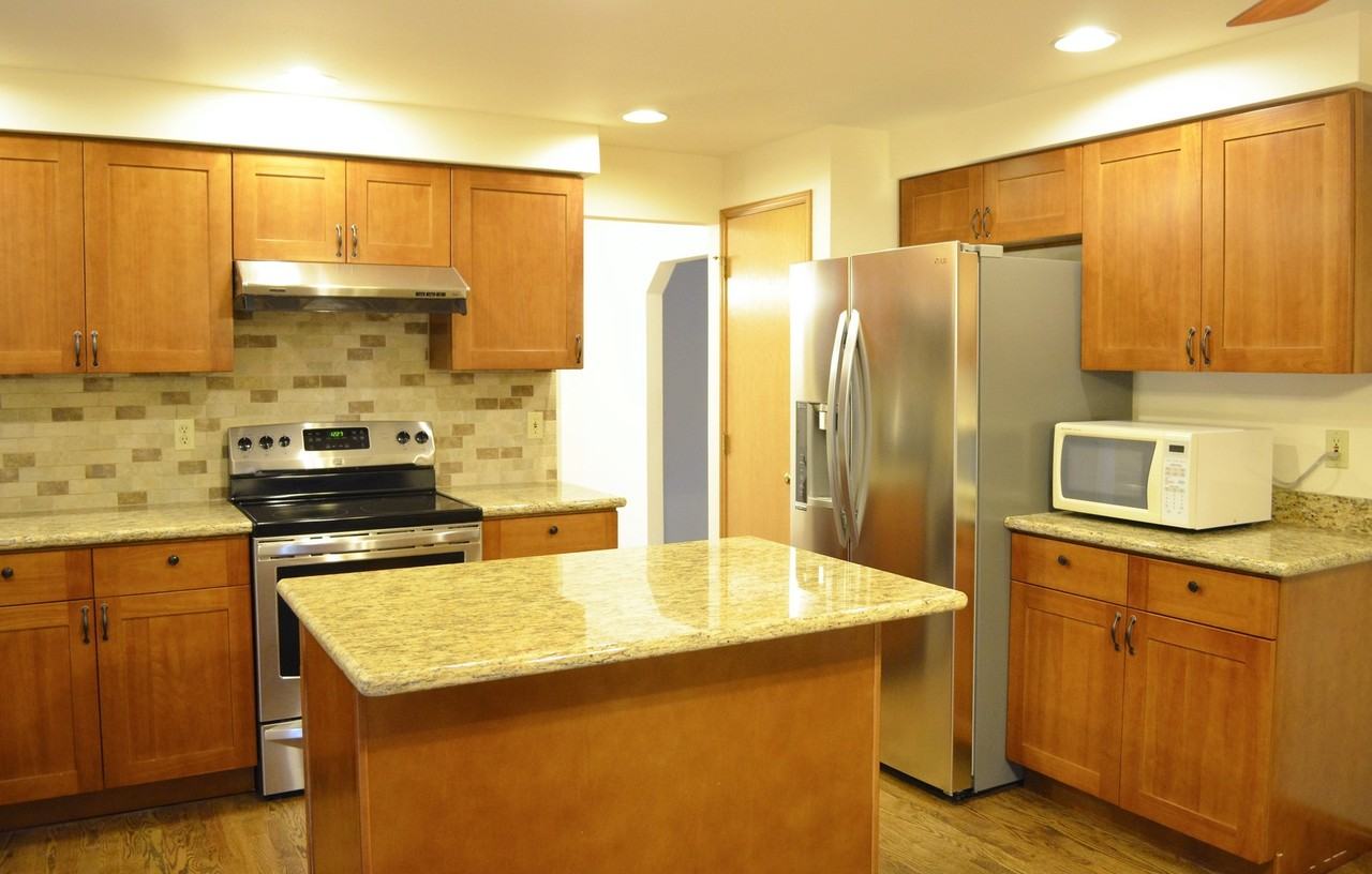 2816 235th Pl Ne - Photo 6 of 14