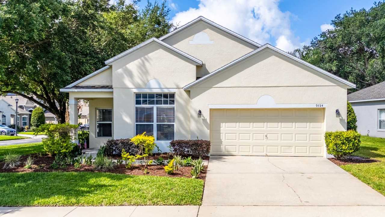 9724 Myrtle Creek Ln - Photo 2 of 46
