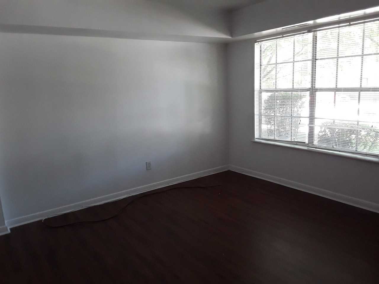 206 Devonshire Rd - Photo 6 of 6