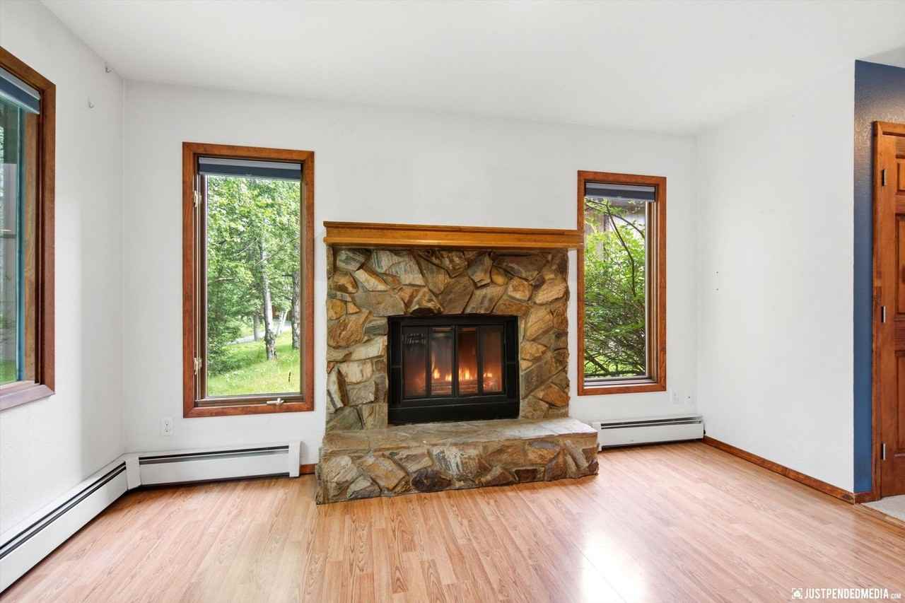 18625 S Lowrie Loop - Photo 4 of 27