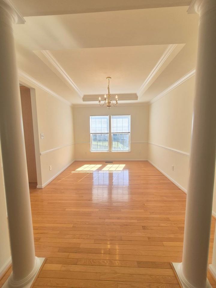 5207 Linden Dr - Photo 4 of 36