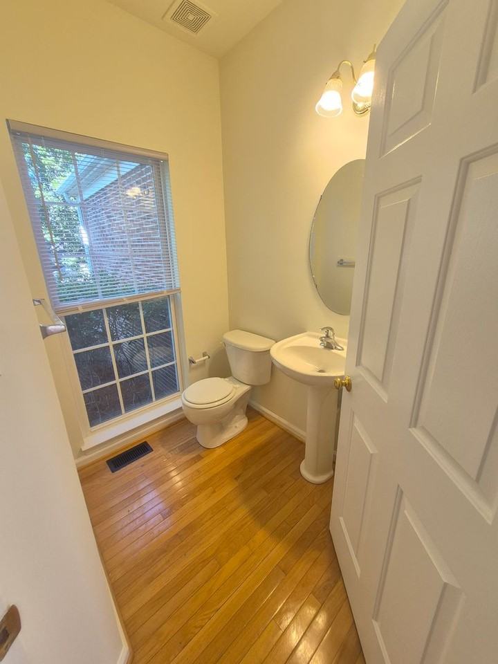 5207 Linden Dr - Photo 5 of 36