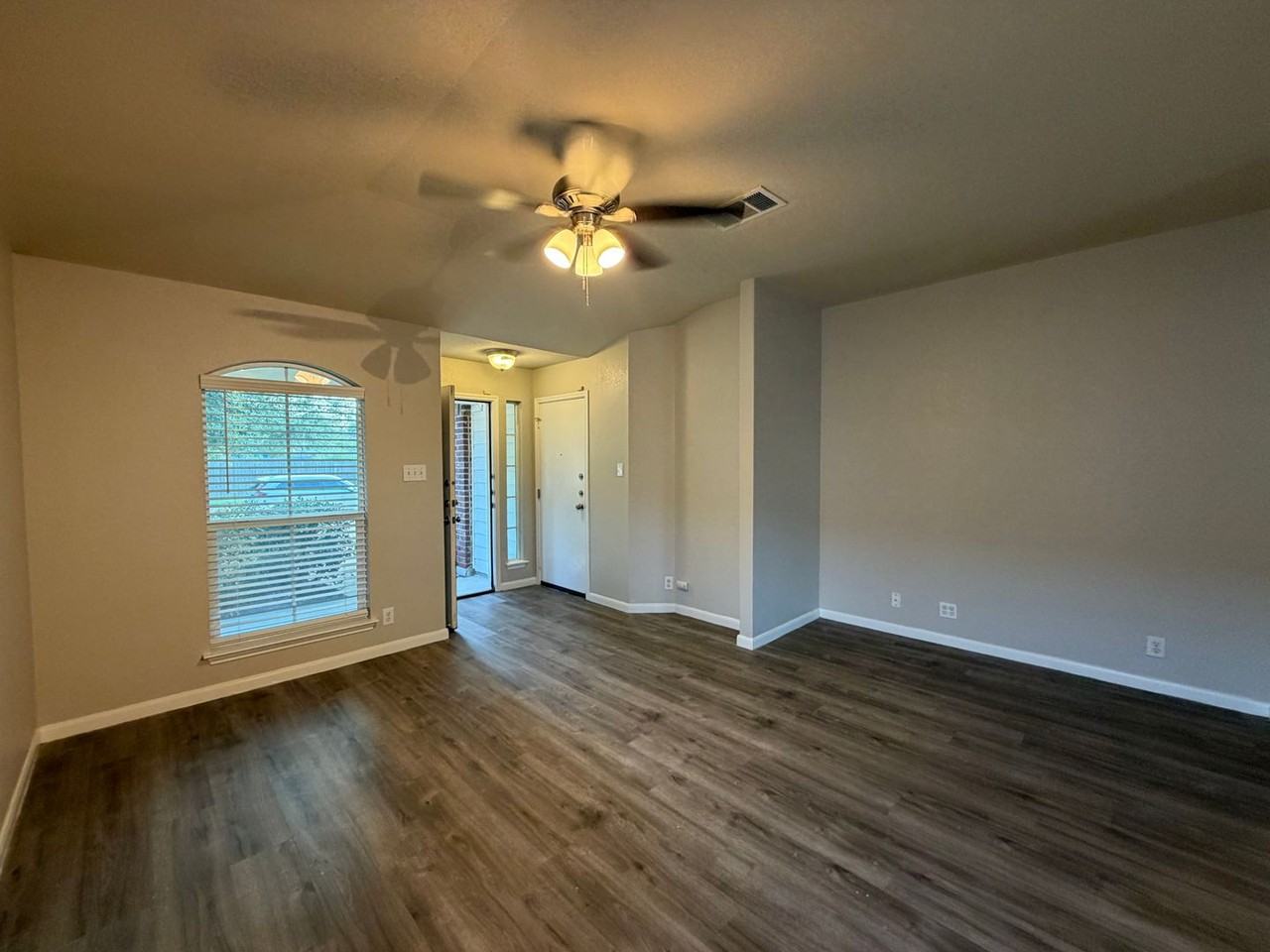 2405 N Ranch Estates Blvd - Photo 6 of 19