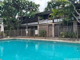 featured image of 1700 Makiki St #107