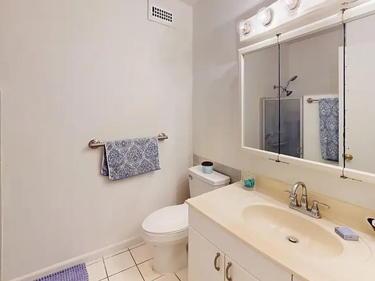 1700 Makiki St #107 - Photo 7 of 9