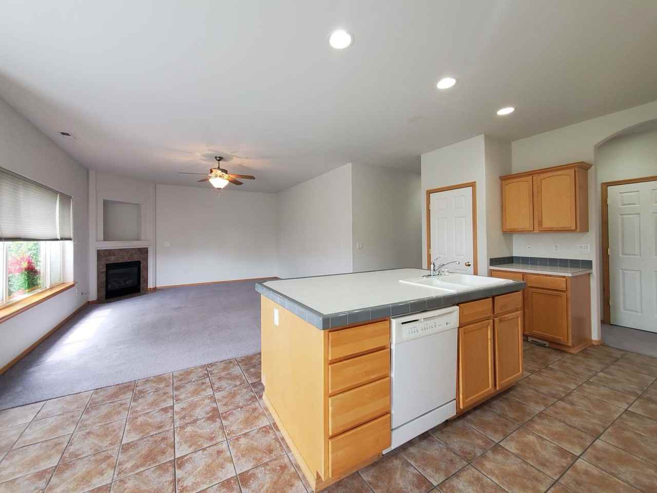 264 Thyme Cir - Photo 7 of 29