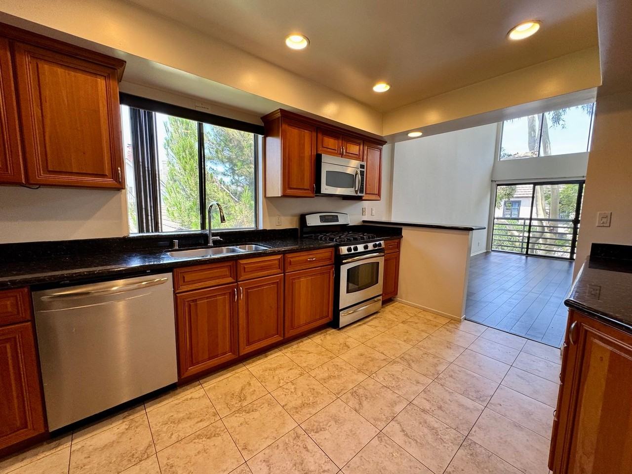 10633 Holman Ave #3 - Photo 7 of 15