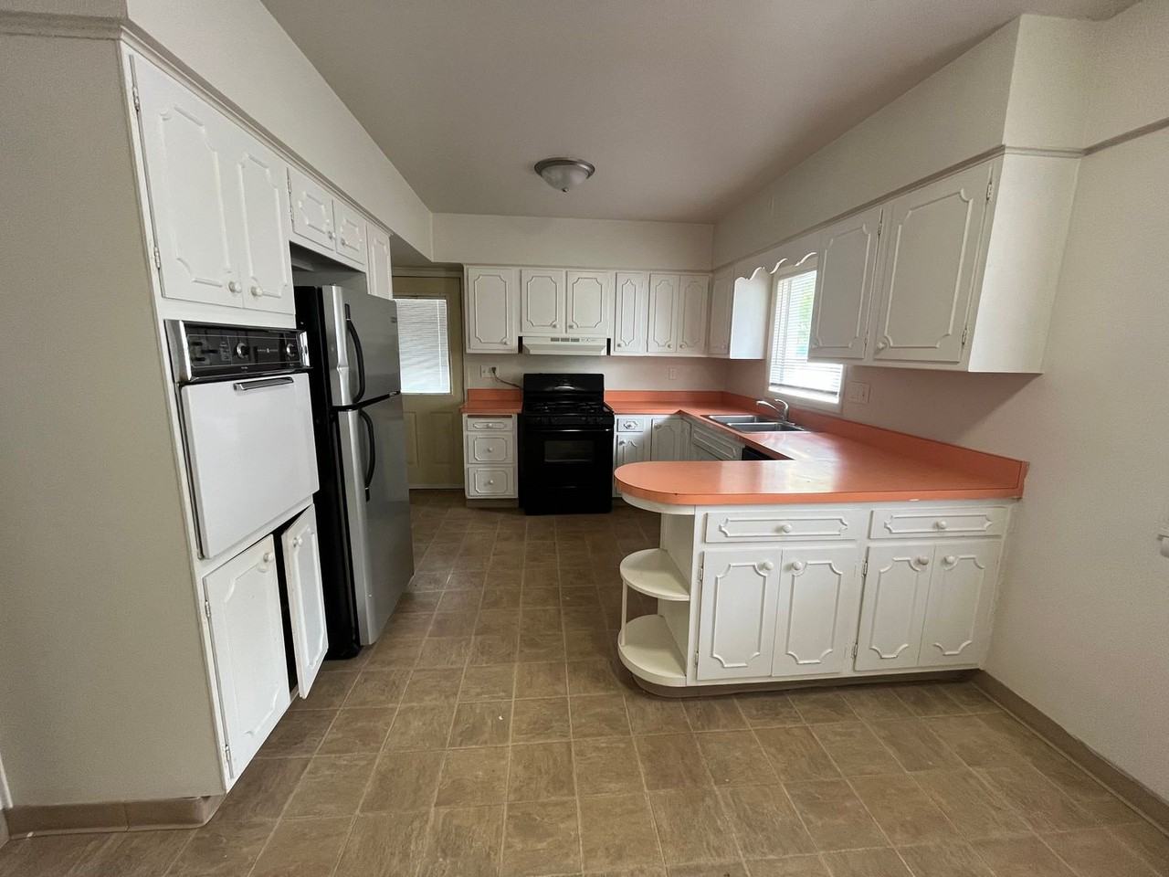 532 Clifford Ave - Photo 7 of 14