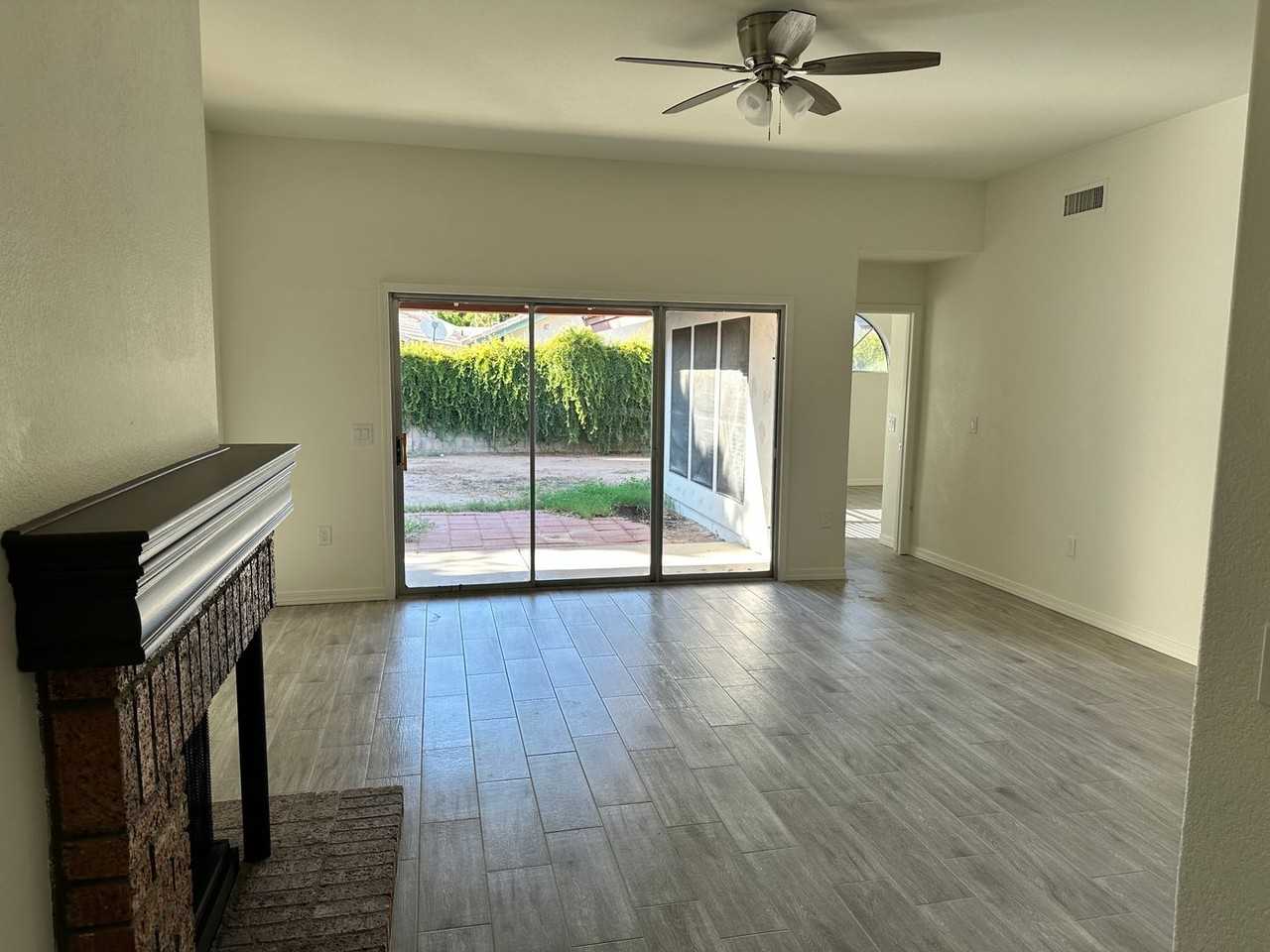 1430 W Camino Ct - Photo 4 of 23