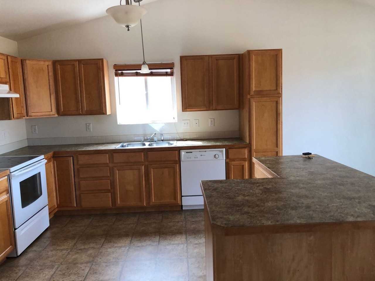 8641 W 17th Street Dr - Photo 4 of 13
