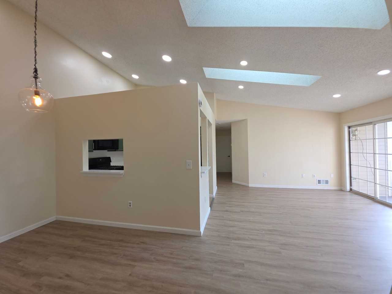12 Amberly Ct - Photo 3 of 25