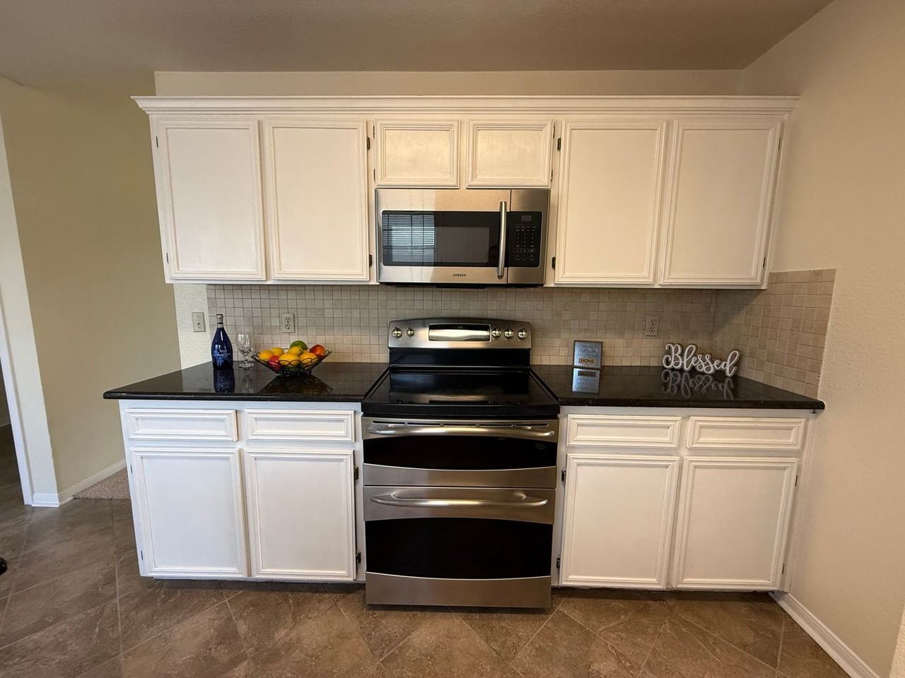 1815 Diana Ln - Photo 7 of 42