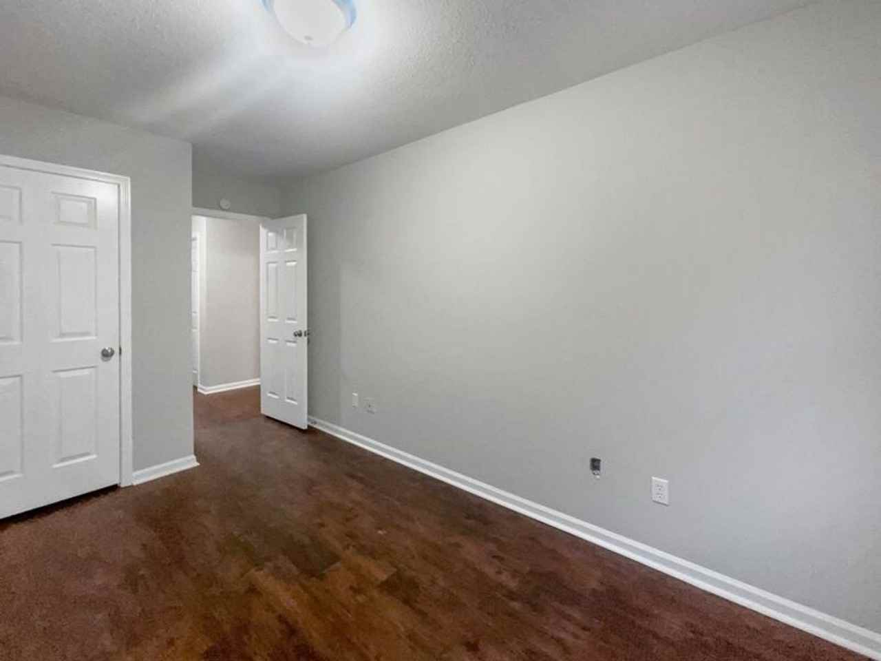 3414 Kensington Ct - Photo 2 of 13