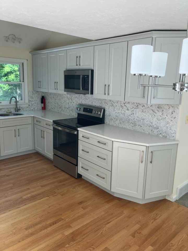 81 Village St - Photo 7 of 16