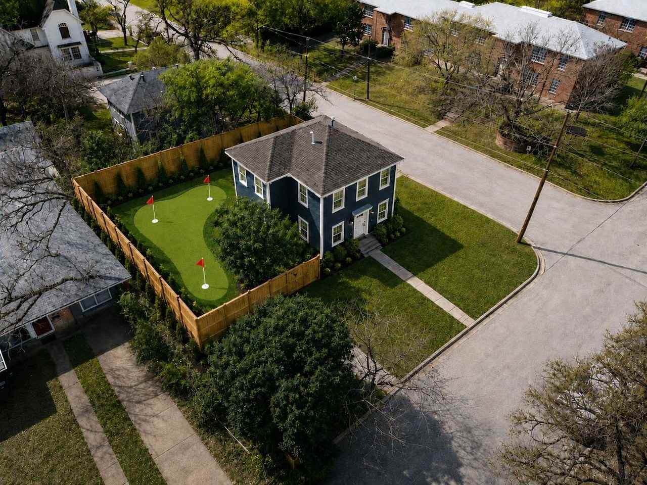 3211 Tom Green St - Photo 2 of 8
