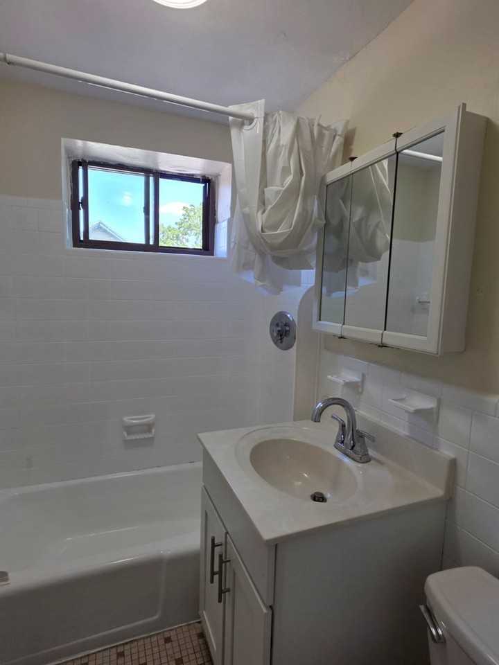 23 Allston St - Photo 4 of 19