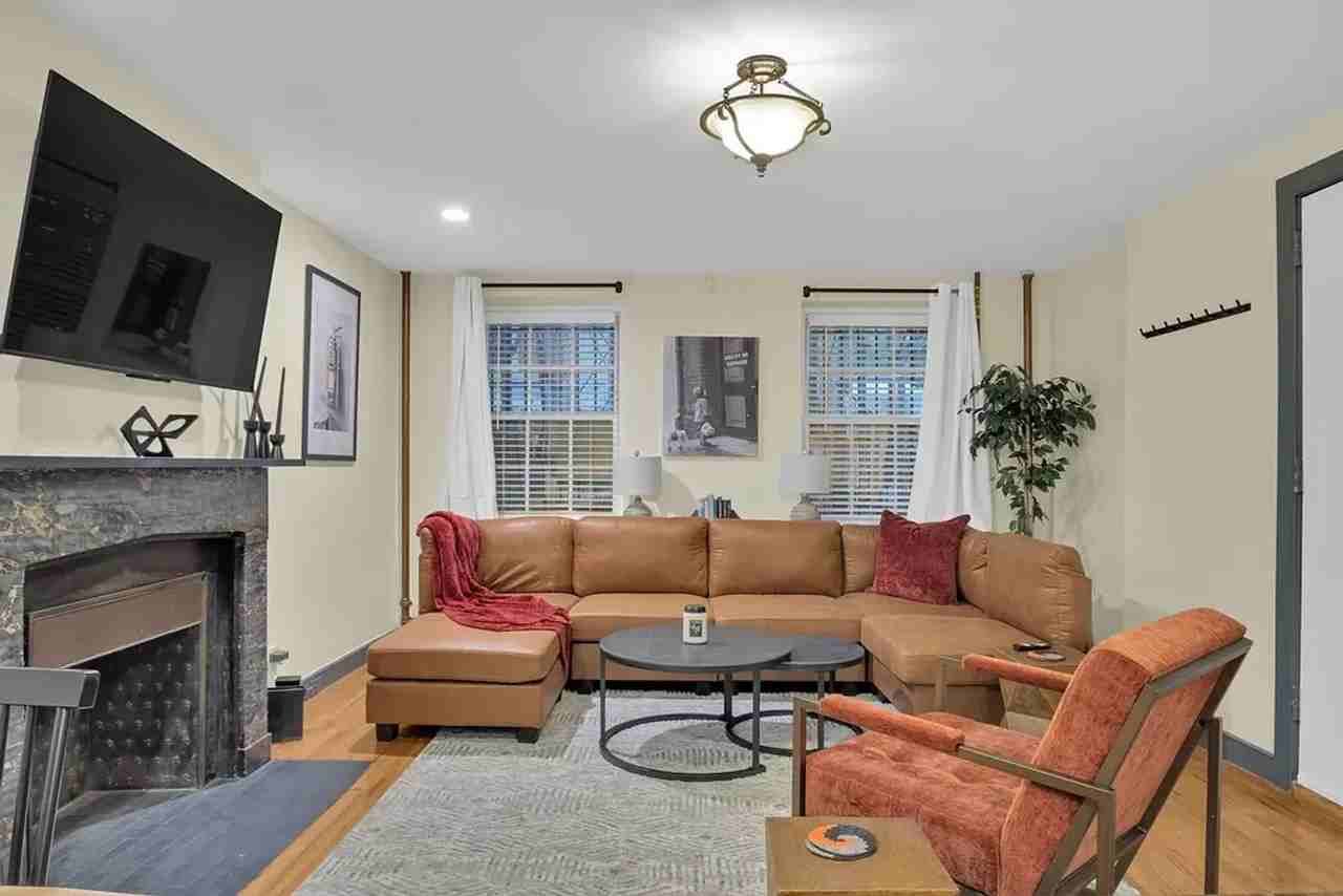131 W 11th St - Photo 2 of 12