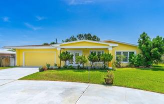 863 Riverside Dr - Photo 1 of 1