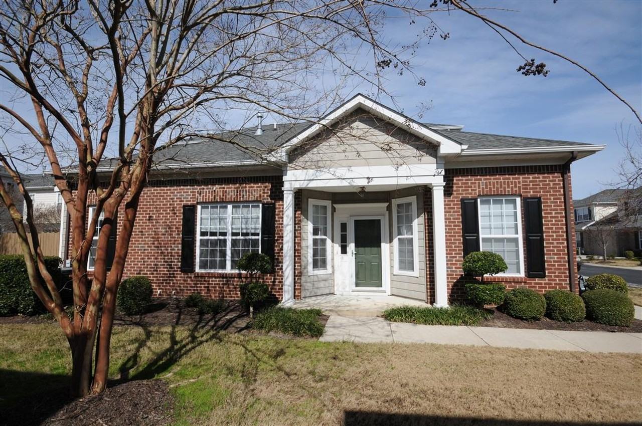 1101 Tenbury Pl - Photo 2 of 42