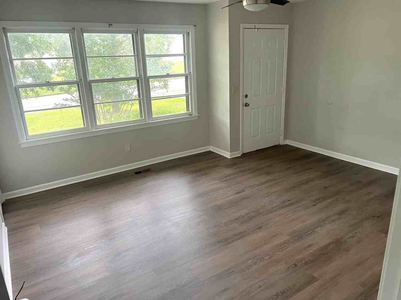 620 Austin Dr Nw - Photo 2 of 12