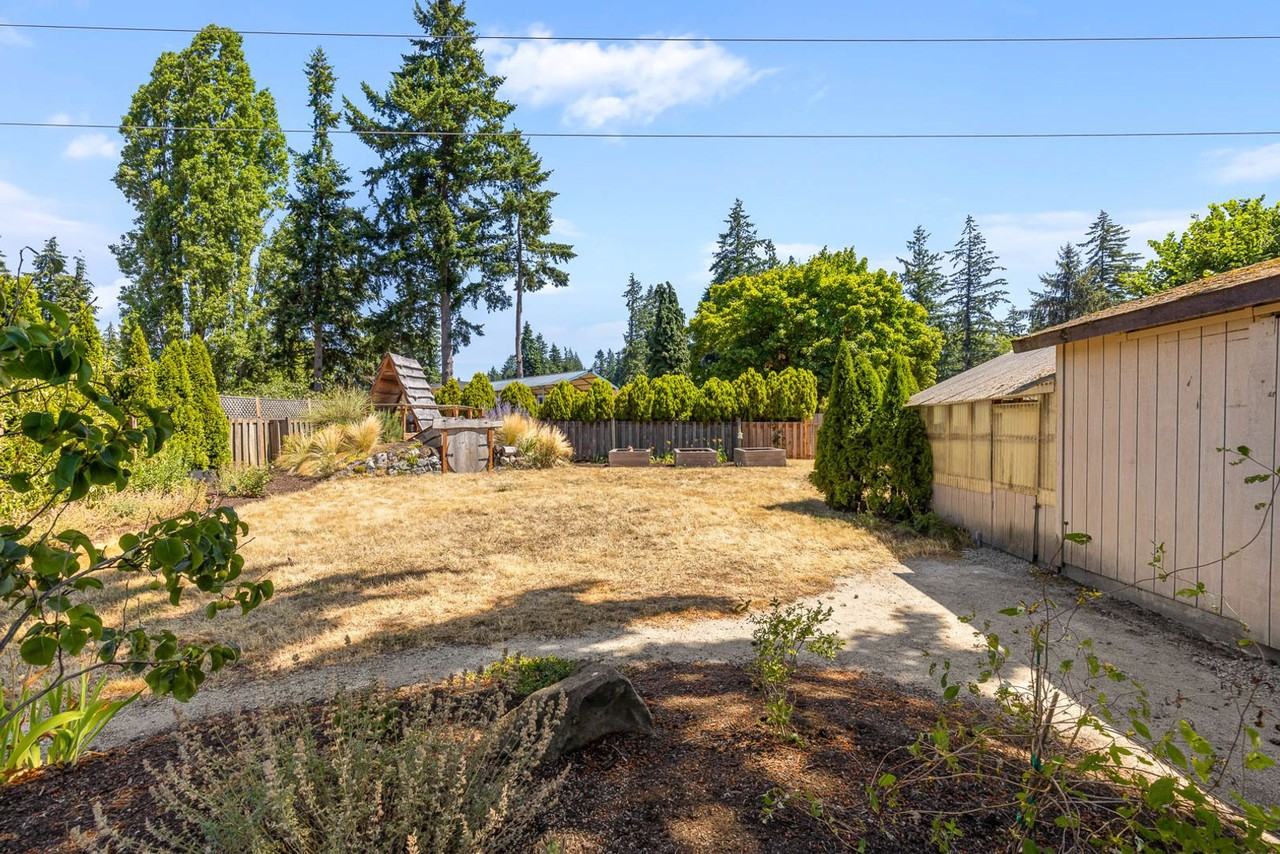 3726 136th Ave Se - Photo 5 of 29