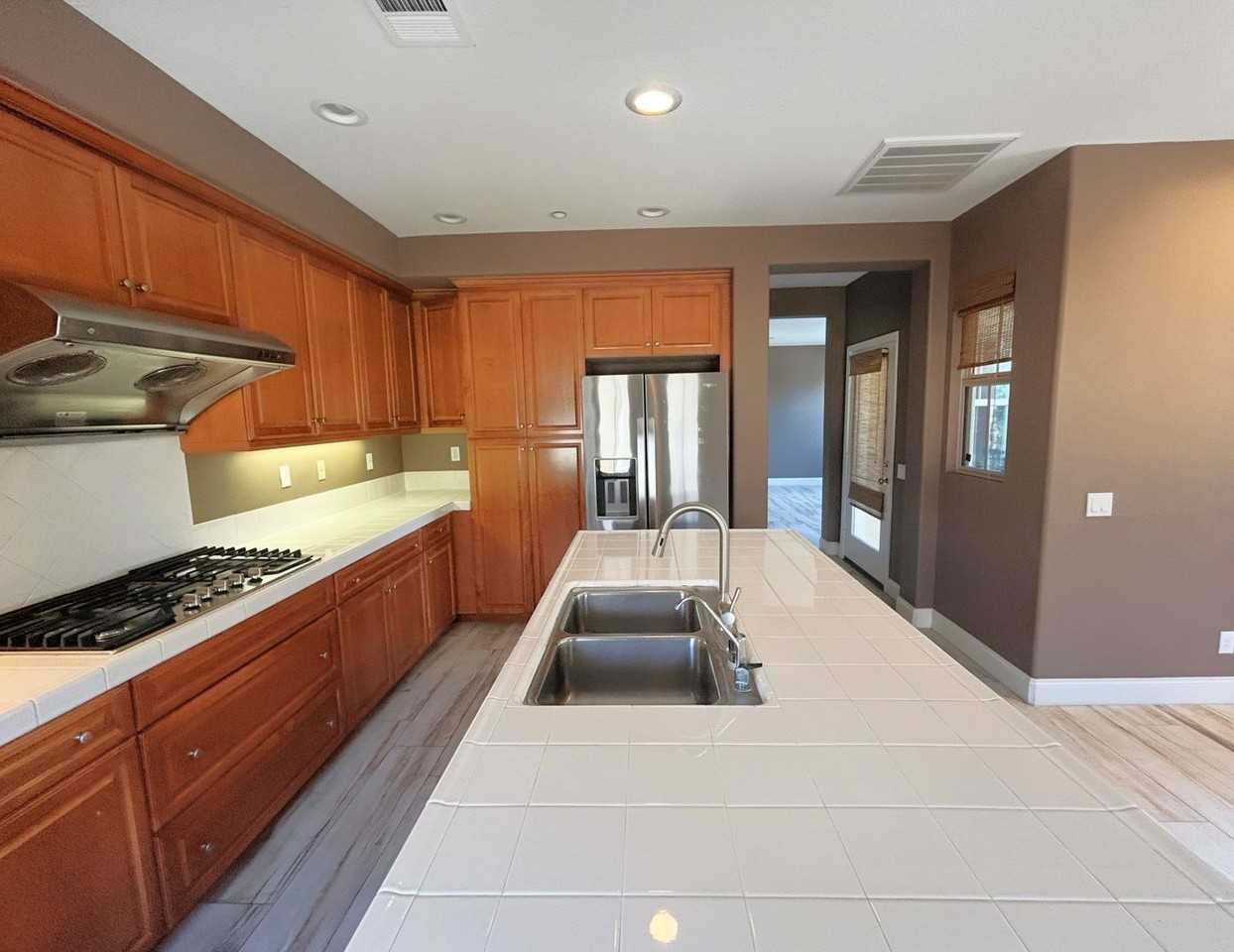 133 Chantilly - Photo 4 of 29