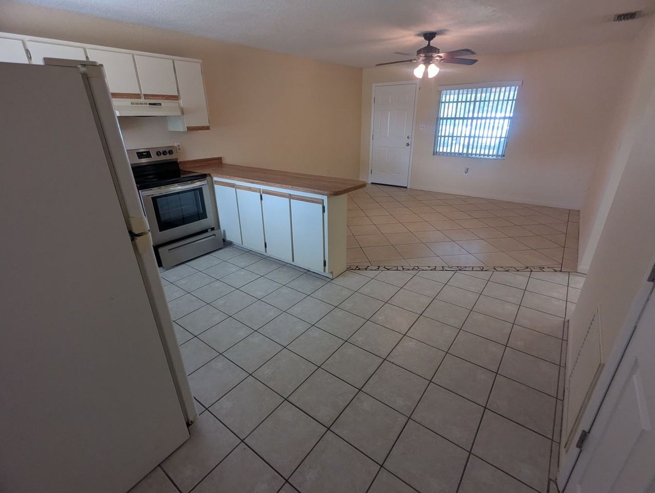 824 N Saint Clair Abrams Ave - Photo 6 of 24