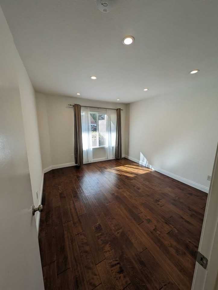 7 Grenada St - Photo 3 of 15