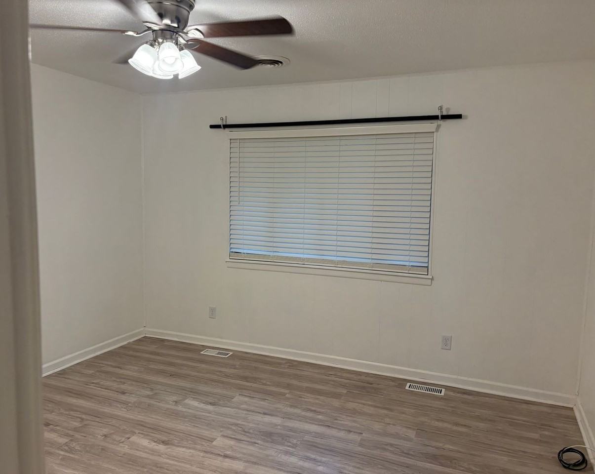 601 Dave Creek Pkwy #86 - Photo 6 of 13